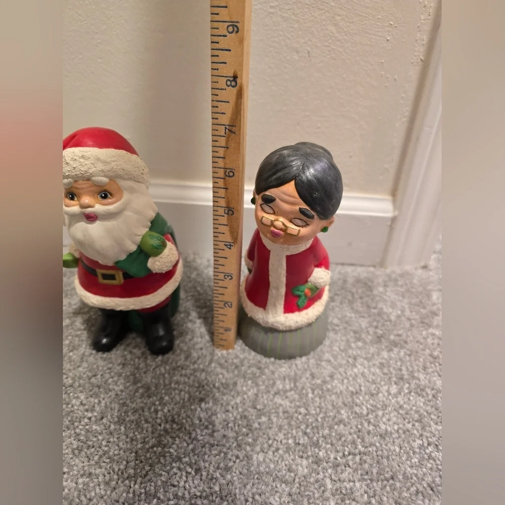 1981 Vintage Santa & Mrs Clause Ceramic Handpainted Christmas Figures
